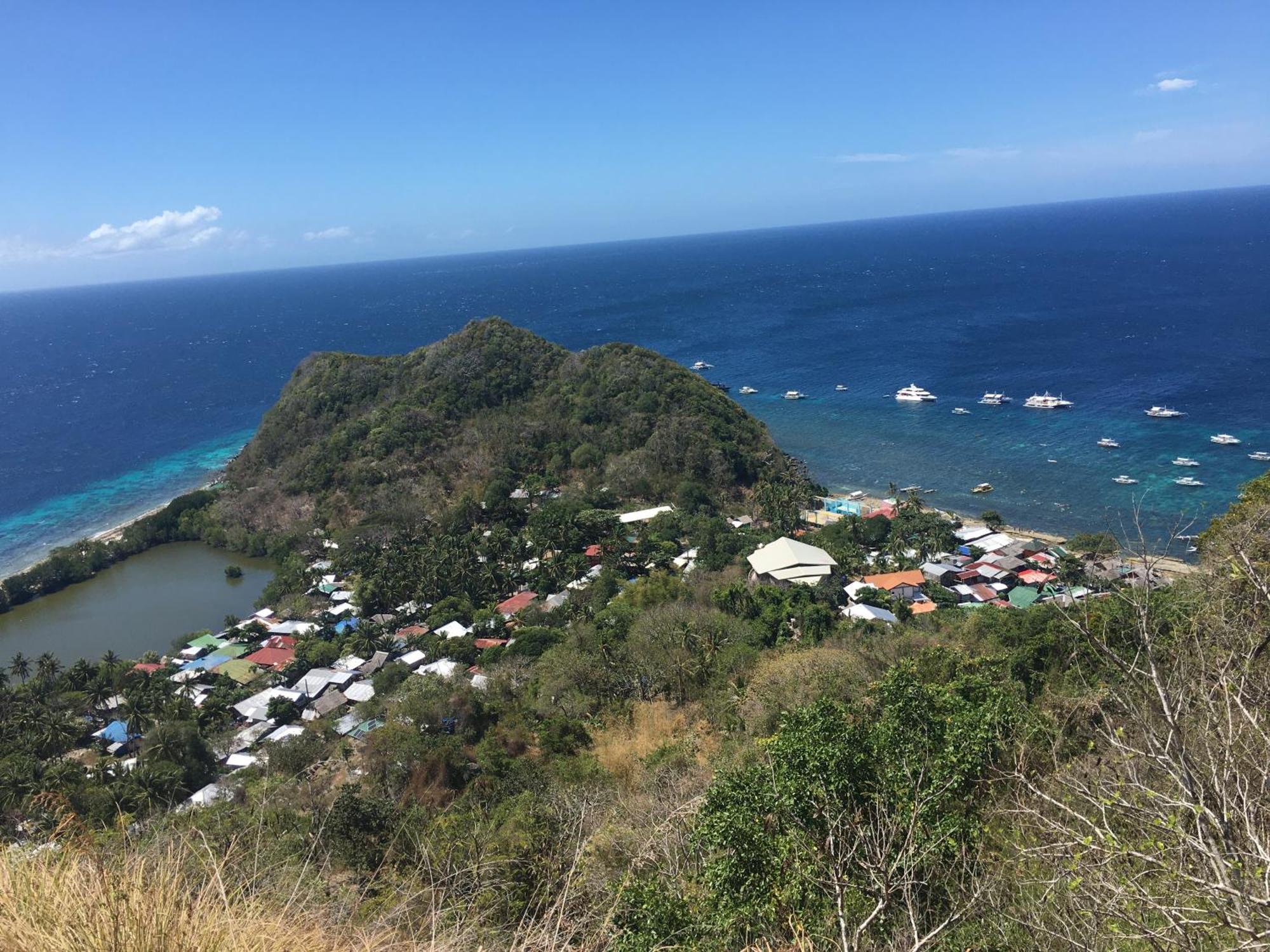 Liberty'S Lodge And Diving - Apo Island Dumaguete City Exterior photo